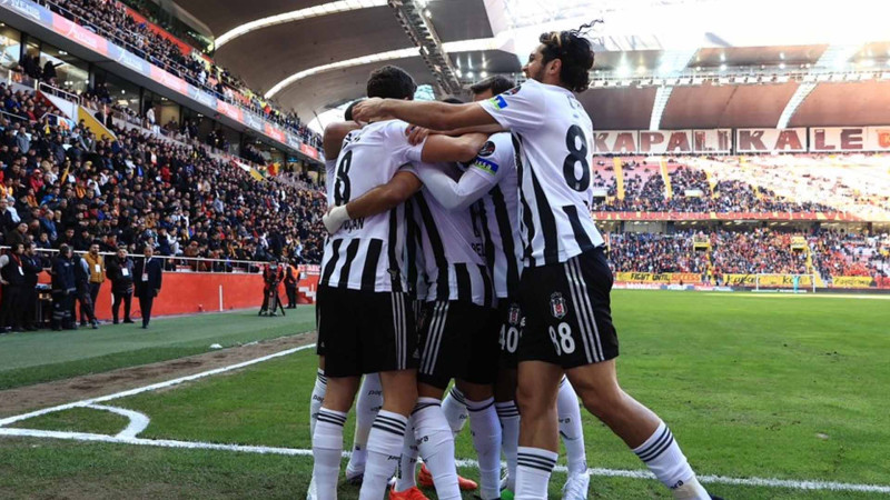 “Beşiktaş” Azərbaycana gələcək