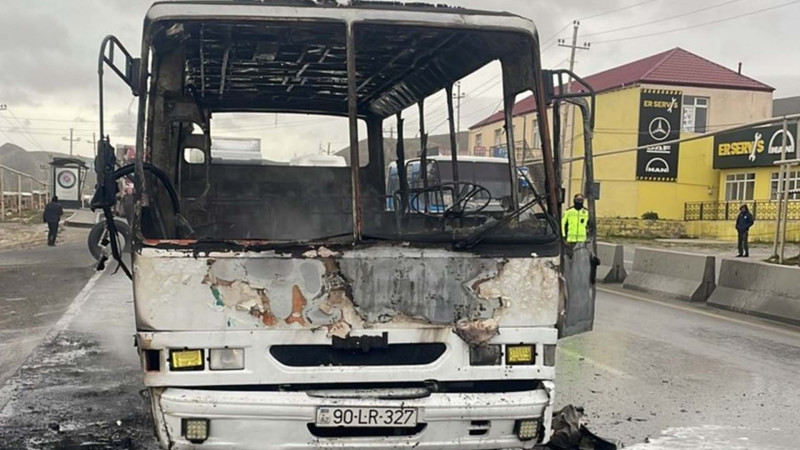 Xocəsəndə avtobus yanıb - VİDEO