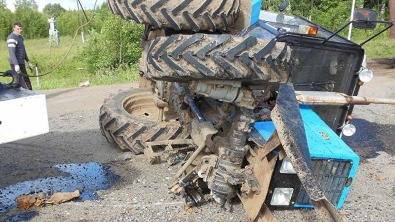 Kəlbəcərdə traktor aşıb, sürücü xəsarət alıb