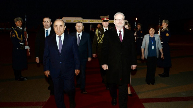 Latviya Prezidenti Egils Levits Azərbaycana rəsmi səfərə gəlib