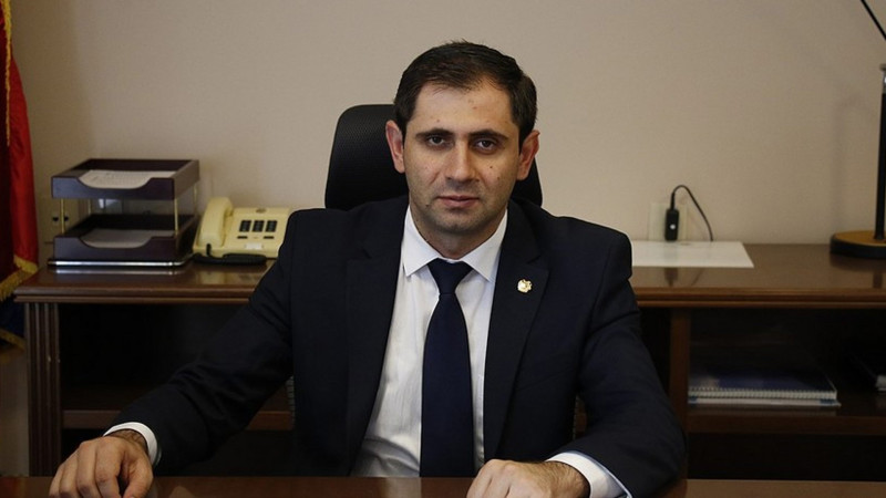 Ermənistanın müdafiə naziri: Şeytanla da əməkdaşlığa hazırıq”