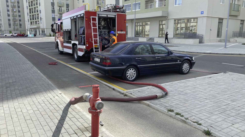 FHN Yasamal yaşayış kompleksində təlim keçirib