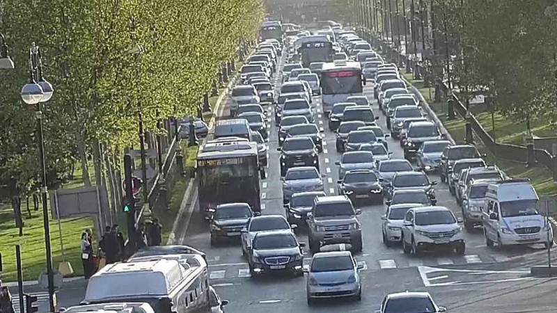 Paytaxt Bakıda tıxac olan yolların SİYAHISI