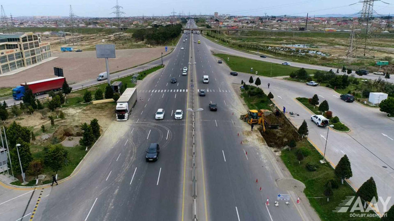 Bakı-Quba yolunda yeni yerüstü piyada keçidi tikilir