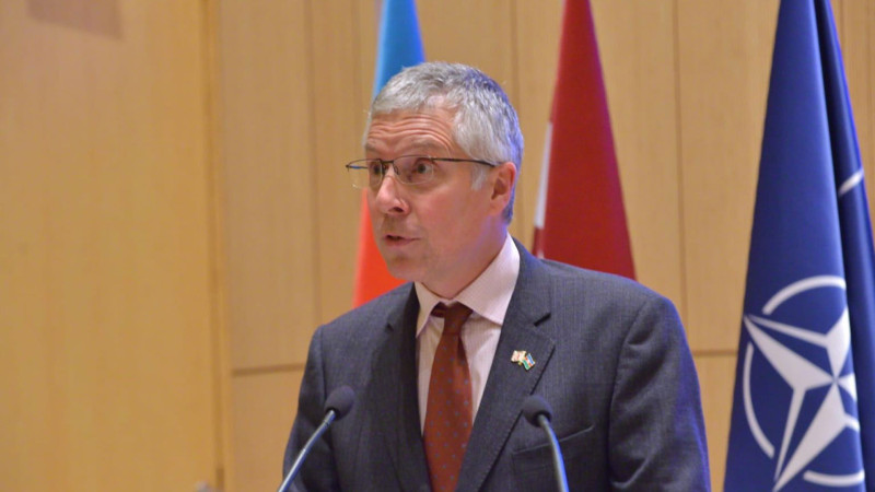 Britaniya səfiri Tərtərdə üç nəfərin minaya düşərək həlak olmasına görə başsağlığı verib