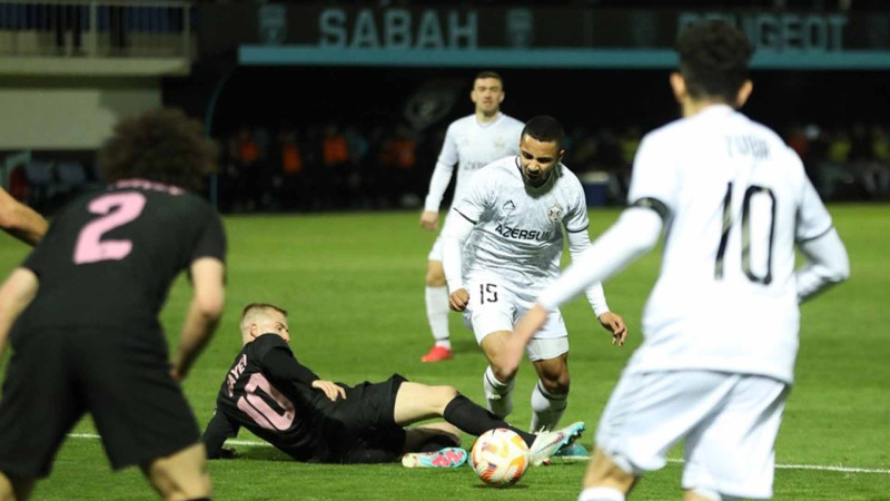 Qarabağ və Sabah azarkeşlərə görə cərimələnib