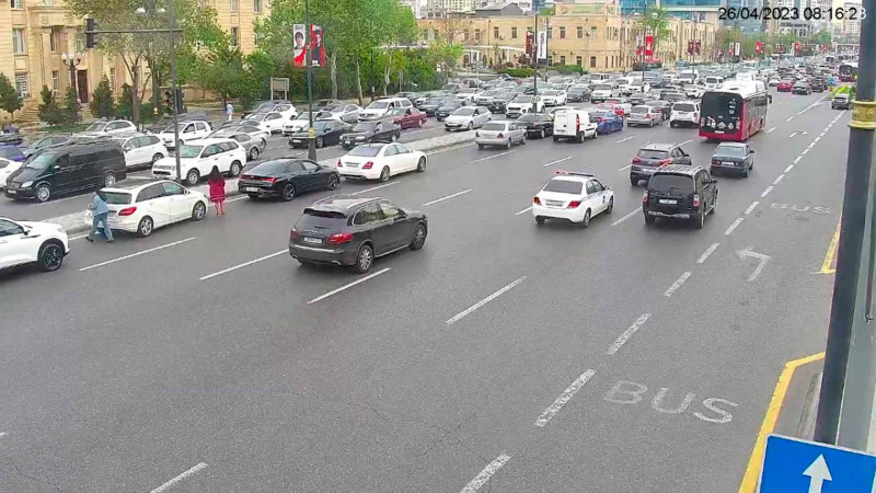 Bakıda tıxac olan yollar - SİYAHI