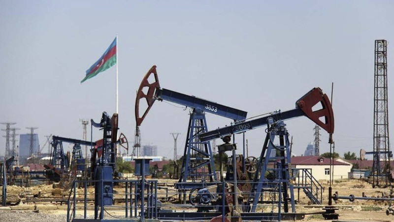 Azərbaycanda martda gündəlik xam neft hasilatının həcmi 515 min barel olub