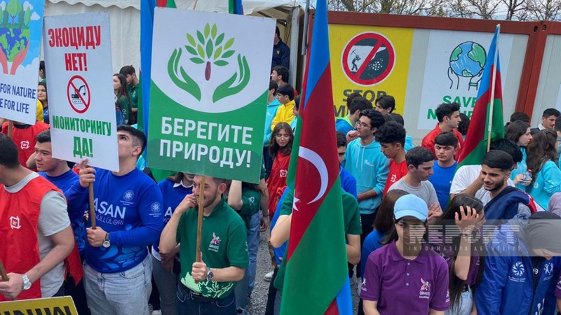 Azərbaycanlı ekofəalların Laçın-Xankəndi yolunda keçirdikləri etiraz aksiyası müvəqqəti dayandırılır