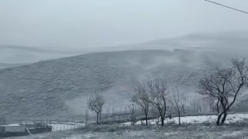 Xınalığa qar yağıb