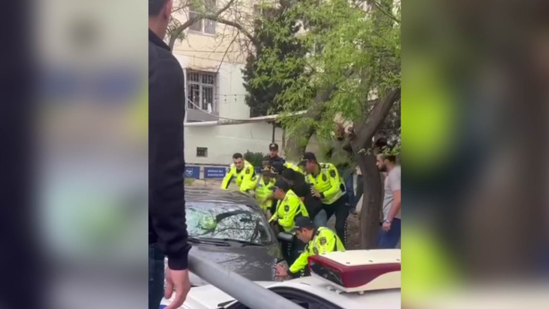 Polisin üzərinə avtomobil sürən şəxs saxlanılıb