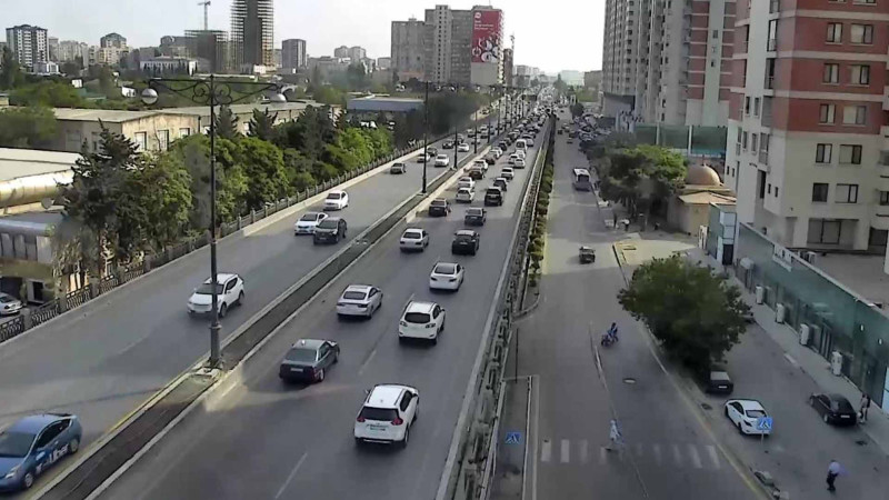 Bakıda tıxac olan yollar - SİYAHI
