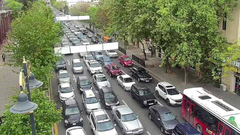 Bakıda tıxac olan yolların SİYAHISI