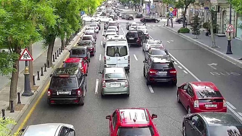 Bakıda tıxac olan yolların SİYAHISI