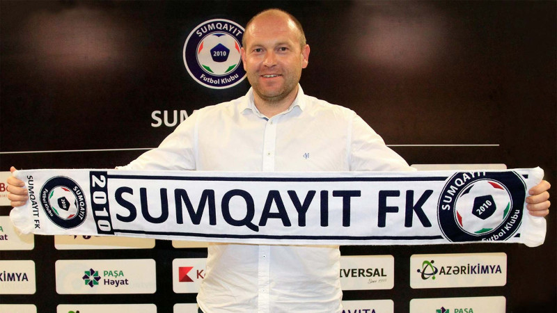 “Sumqayıt” klubu məşqçisi ilə vidalaşıb