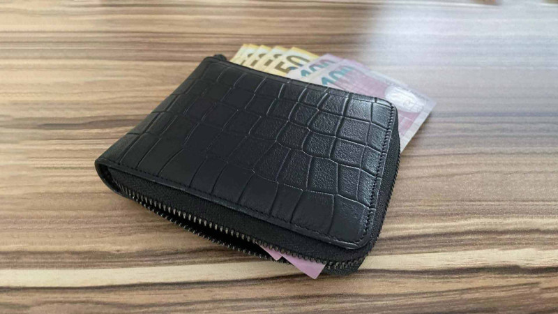 Bakıda orta aylıq əməkhaqqı 1100 manata yaxındır