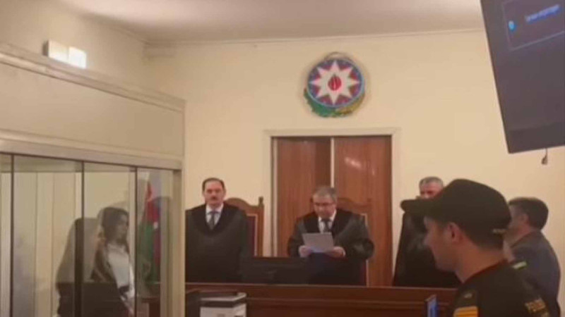62 min dollar oğurlayan şəxs azadlığa buraxılıb