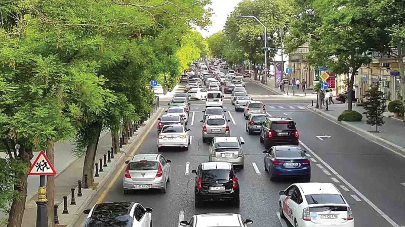 Bakıda tıxac olan yollar - SİYAHI