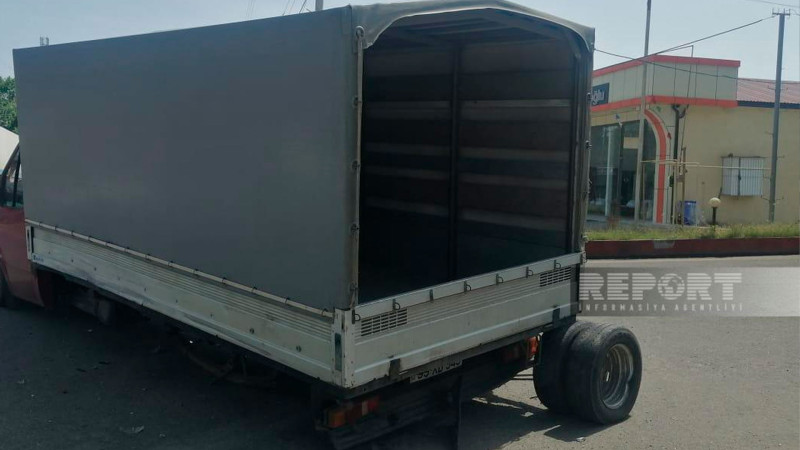 Lənkəranda piyadanı vuran avtomobil zəncirvari qəzaya səbəb olub
