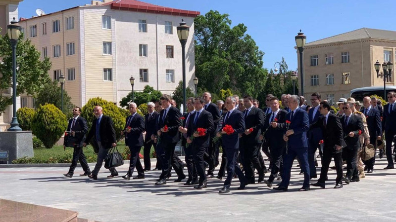 Xarici diplomatlar və hərbi attaşelər Naxçıvana gediblər