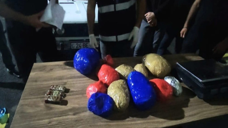 Biləsuvarda avtomobildə külli miqdarda narkotik aşkarlanıb