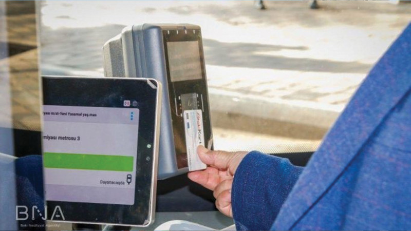Avtobuslarda yeni nağdsız ödəniş sistemi olacaq