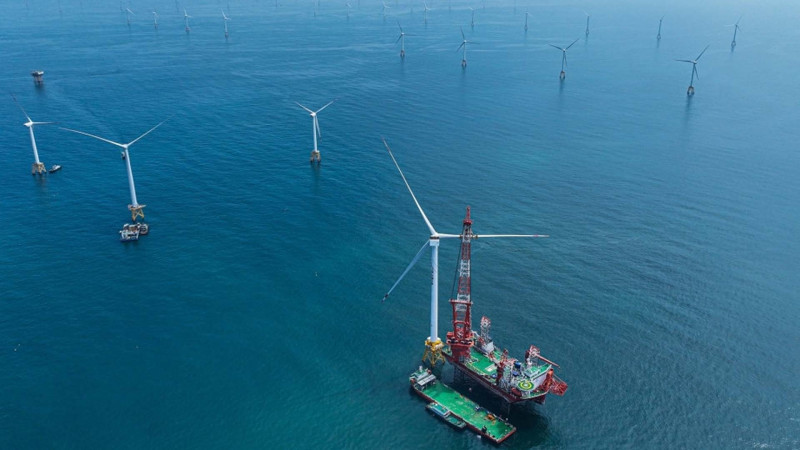 Çində dünyanın ən böyük turbini quraşdırılıb