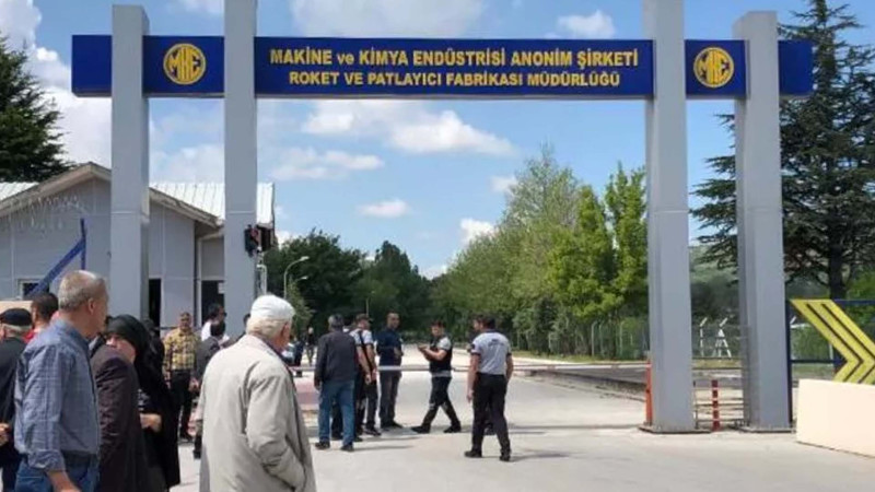 Türkiyədə raket fabriki yanıb