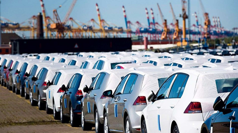 Azərbaycana idxal edilən işlənmiş minik avtomobillərinə görə utilizasiya haqqı alınacaq