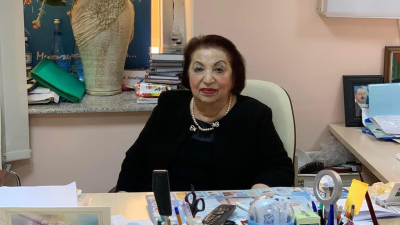 Tibb Universitetinin professoru vəfat edib