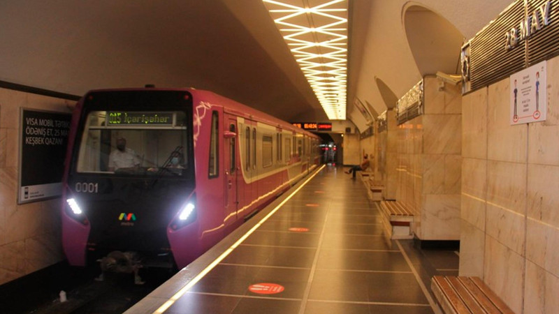 Metro işçilərinin maaşları 15% artırılıb