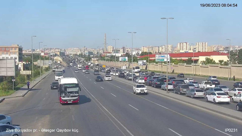 Bakıda tıxac olan yollar - SİYAHI