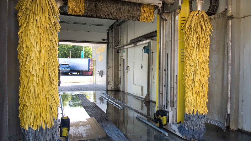 Hövsan sakinini avtoyumada elektrik cərəyanı vuraraq öldürüb