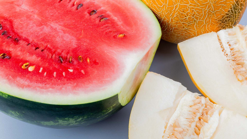 Qarpız və yemiş kəsilən gün yeyilməlidir