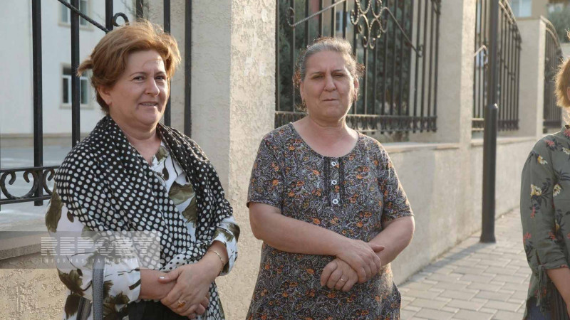 Daha bir neçə ailə Laçına yola salınıb