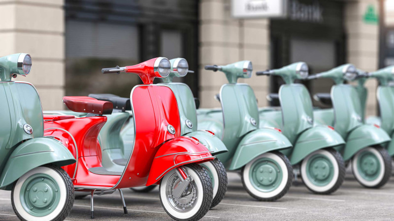 Moped sürücülərinin nəzərinə
