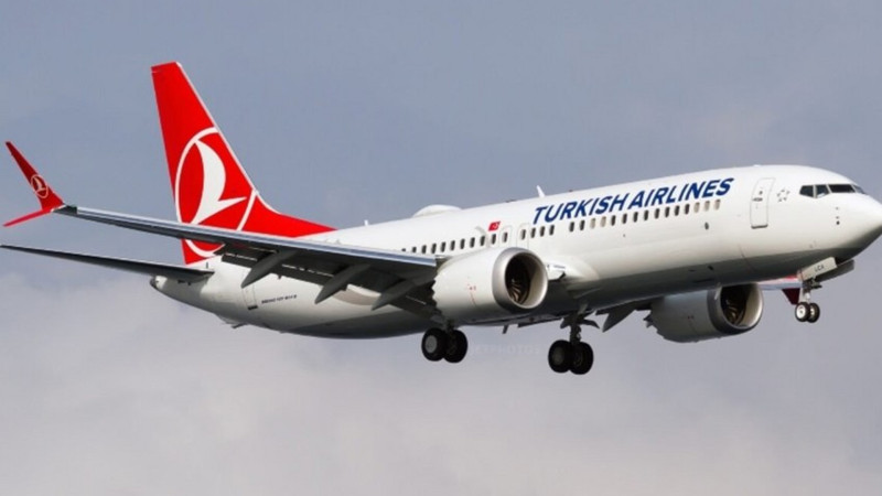 Türk Hava Yollarının təyyarəsi Bakıya təcili eniş edib