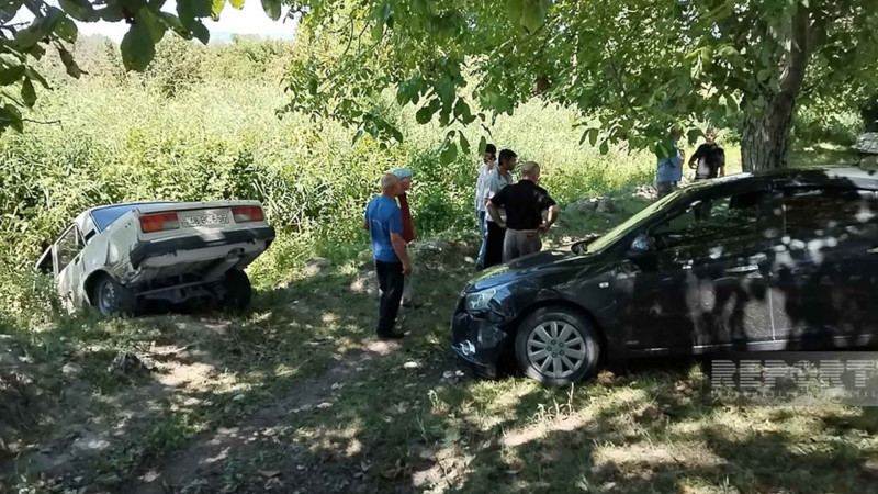 Oğuz rayonunda 3 avtomobil toqquşub