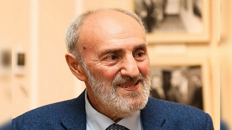 Prezident Akif İslamzadəni “Şöhrət” ordeni ilə təltif edib