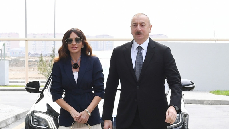 İlham Əliyev və Mehriban Əliyeva Kəlbəcər rayonuna səfər ediblər