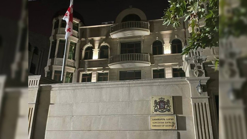 Gürcüstanın Azərbaycandakı səfirliyində bayraq endirilib
