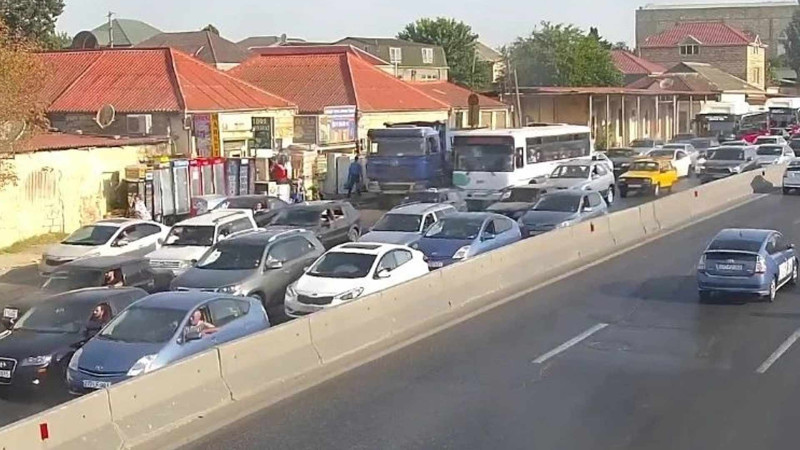 Bakıda tıxac olan yolların SİYAHISI