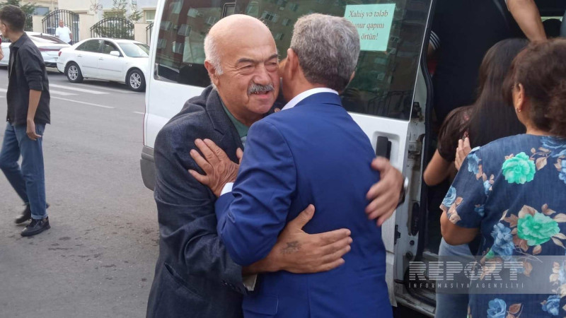 Daha 52 sakin Laçına yola düşüb
