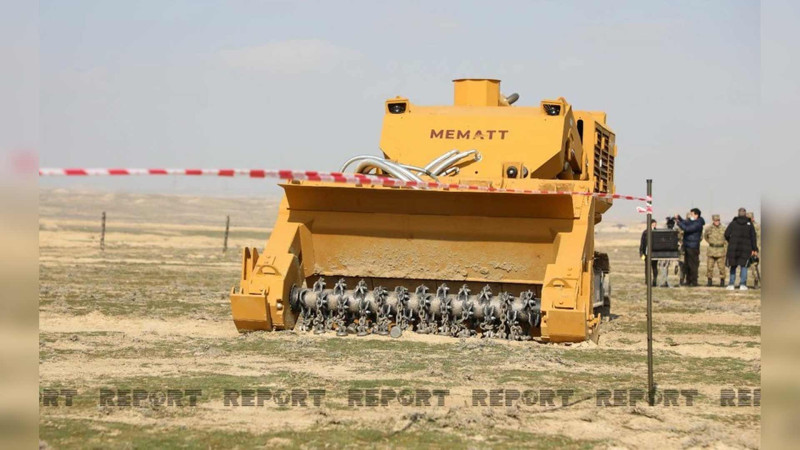 Azərbaycan Ukraynaya minatəmizləmə maşınları verəcək
