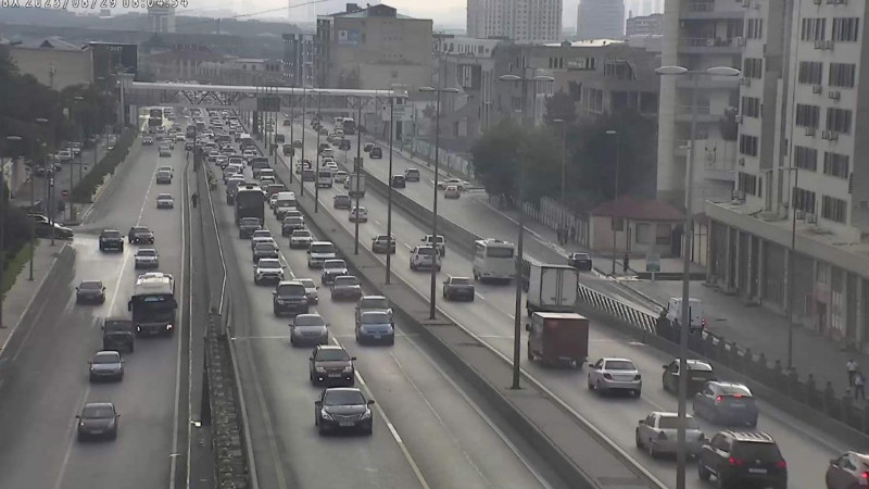Bakıda tıxac olan yollar - SİYAHI