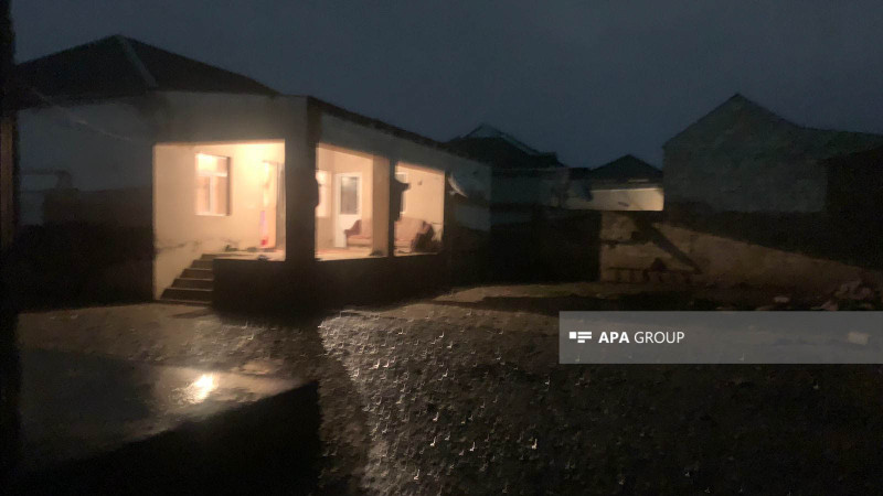 Abşeronda kişi başqasına qaçan hamilə arvadını bıçaqlayıb - FOTO