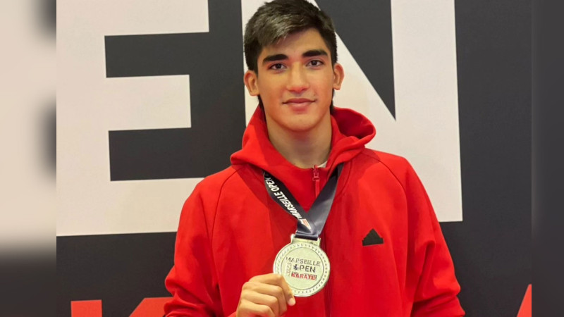 Azərbaycan karateçiləri Fransada keçirilən yarışda 5 medal qazanıblar