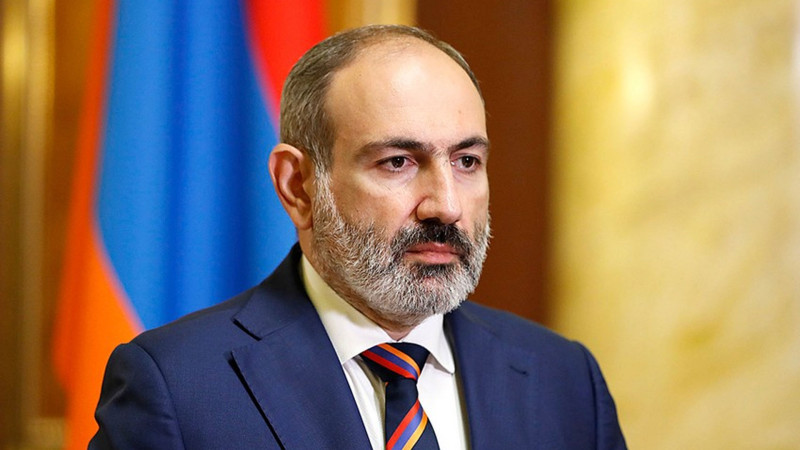 Ermənistan KİV-ləri: Paşinyana istefa verməsi üçün 36 saat vaxt veriləcək