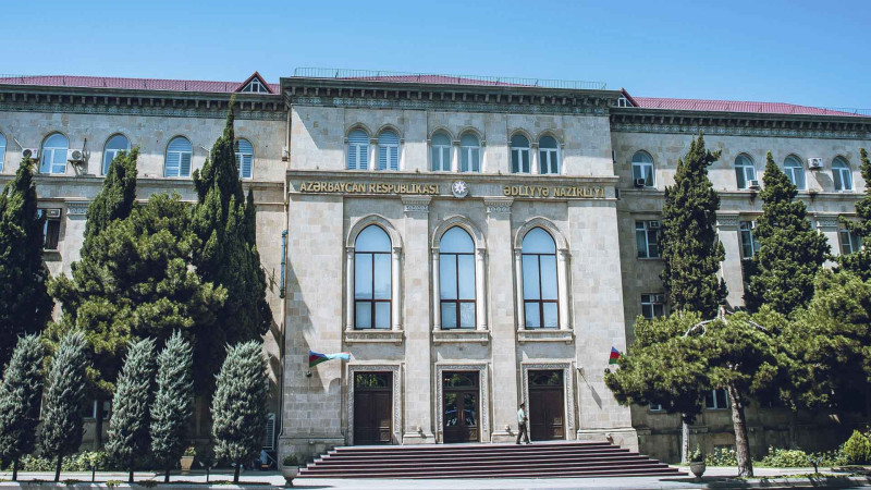 Beynəlxalq axtarışa verilən şəxslər Azərbaycana ekstradisiya edilib