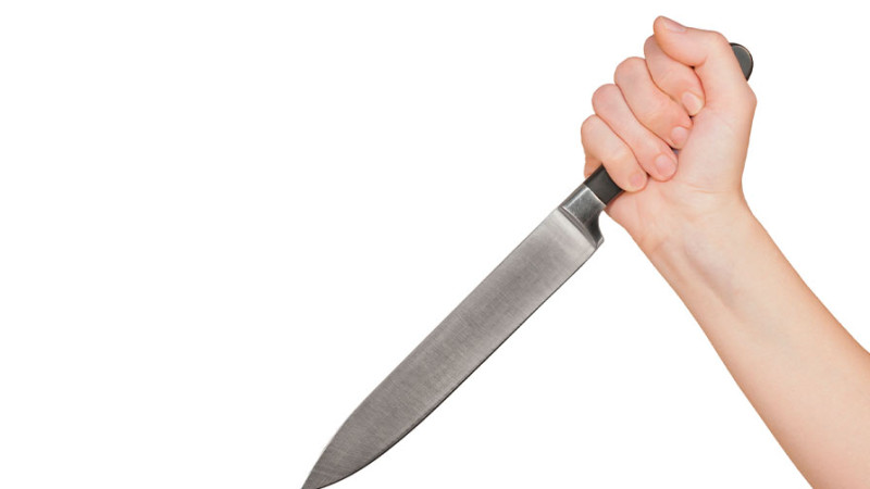 Tərtərdə 28 yaşlı qadın ÖZÜNÜ BIÇAQLADI